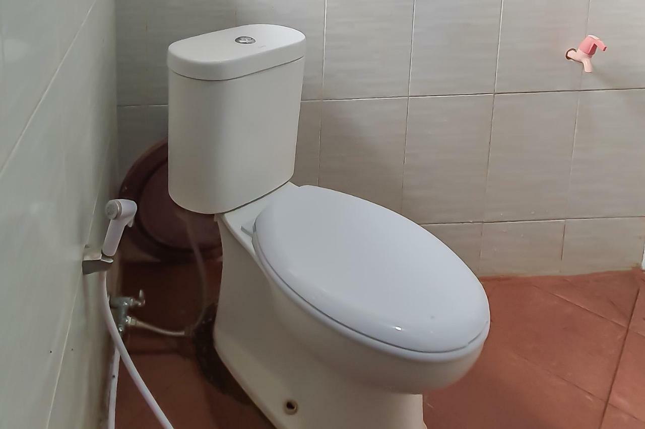Oyo 951 Cempaka Ratu Beach Resort Sukabumi Εξωτερικό φωτογραφία