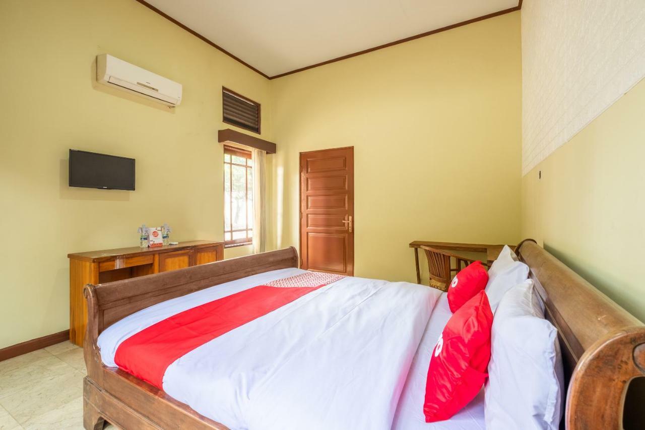 Oyo 951 Cempaka Ratu Beach Resort Sukabumi Εξωτερικό φωτογραφία