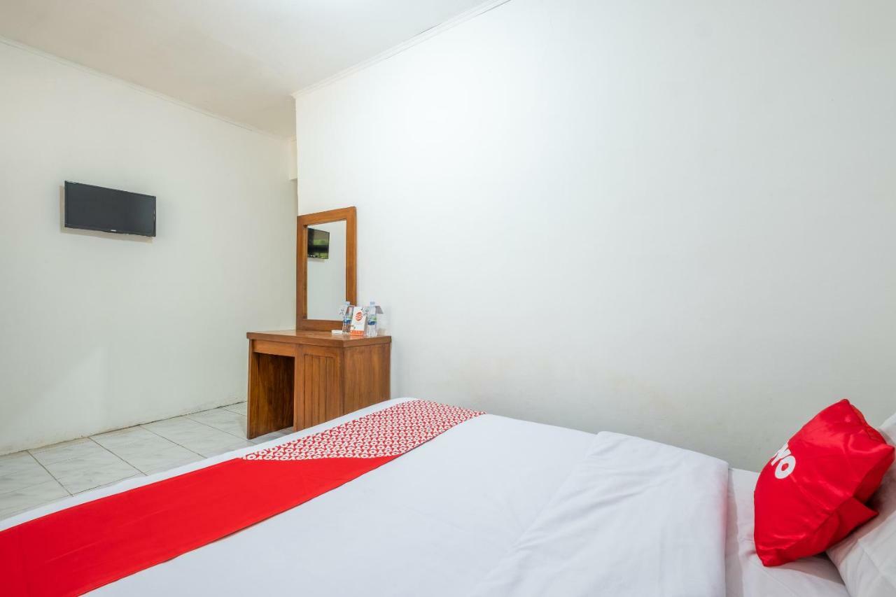 Oyo 951 Cempaka Ratu Beach Resort Sukabumi Εξωτερικό φωτογραφία