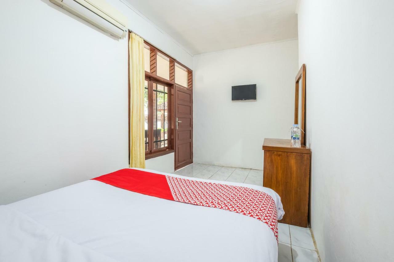 Oyo 951 Cempaka Ratu Beach Resort Sukabumi Εξωτερικό φωτογραφία