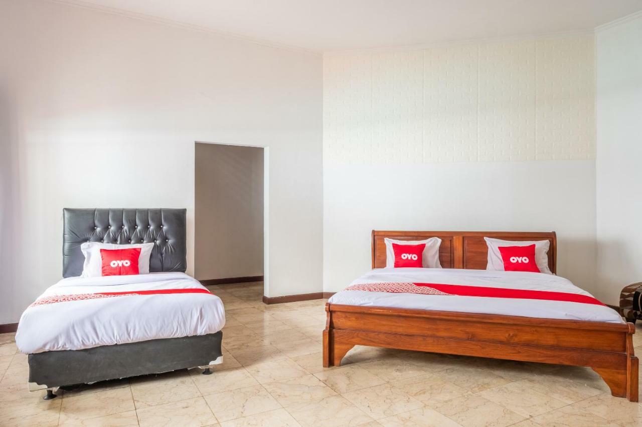 Oyo 951 Cempaka Ratu Beach Resort Sukabumi Εξωτερικό φωτογραφία