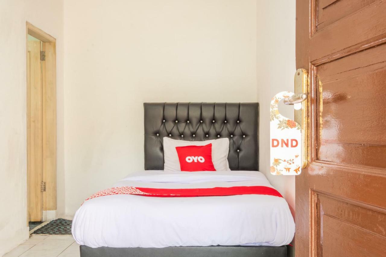Oyo 951 Cempaka Ratu Beach Resort Sukabumi Εξωτερικό φωτογραφία