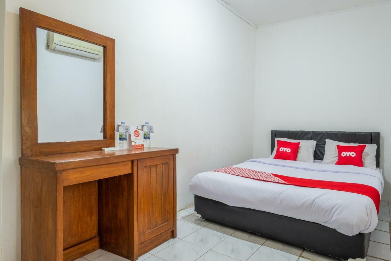 Oyo 951 Cempaka Ratu Beach Resort Sukabumi Εξωτερικό φωτογραφία
